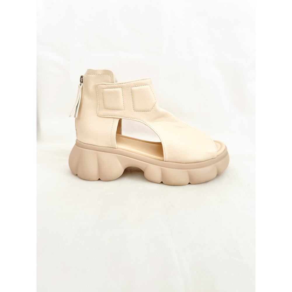 Cream Chunky Platform Open Toe Bootie Sandal Y2K Cyber Grunge Size 40 / 8.5 / 9